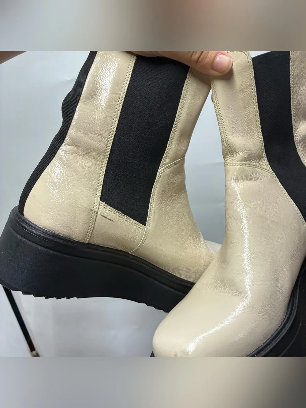 Vagabond 10 Tara Ivory Patent Leather Chelsea Boots Chunky Platform Cream Tan